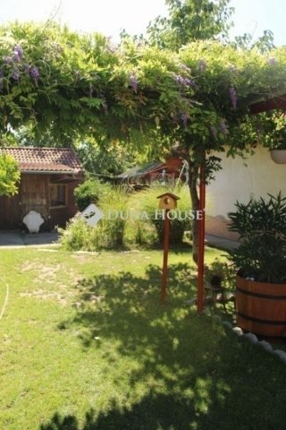 Eladó ikerház, Budapesten, XVI. kerületben 179.9 M Ft, 7 szobás