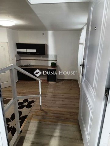 Eladó téglalakás, VII. kerületben, Szövetség utcában