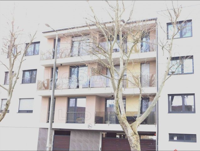 Eladó téglalakás, Siófokon 74.9 M Ft, 2 szobás