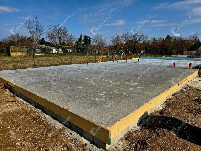 Eladó családi ház, Székesfehérvárott 91 M Ft, 5 szobás