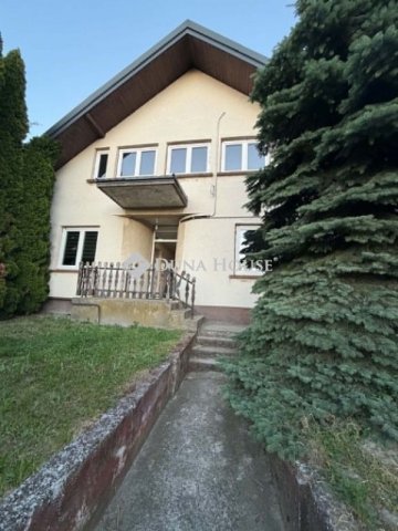 Eladó családi ház, Szigetcsépen 99.9 M Ft, 5 szobás