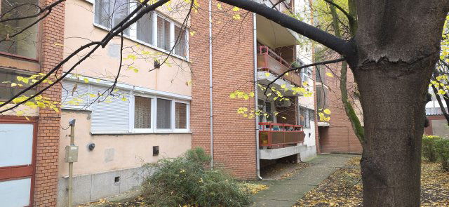 Eladó téglalakás, Szegeden 64.5 M Ft, 2+1 szobás