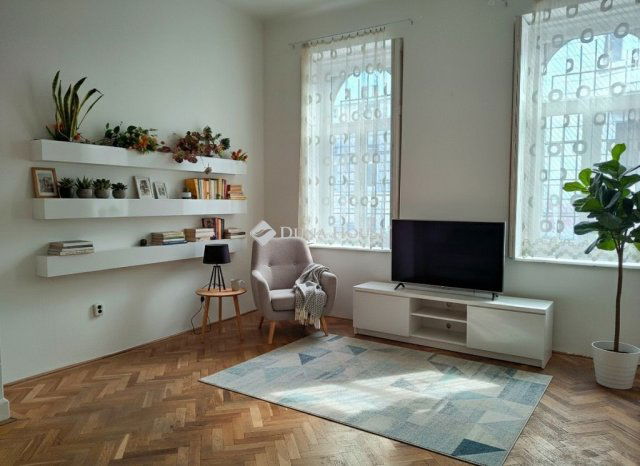 Eladó téglalakás, Budapesten, VII. kerületben 79 M Ft, 3 szobás