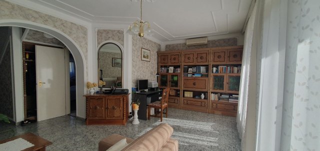 Eladó sorház, Keszthelyen 89 M Ft, 5 szobás