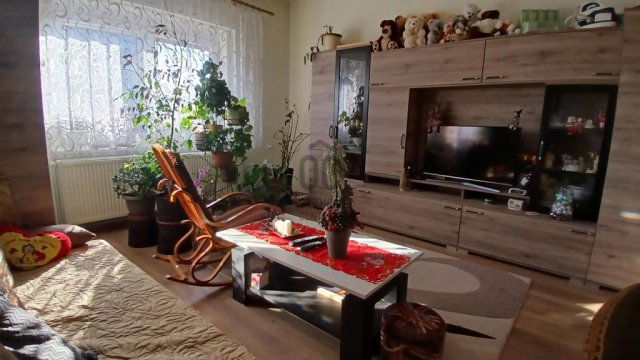 Eladó családi ház, Monoron 105 M Ft, 5 szobás