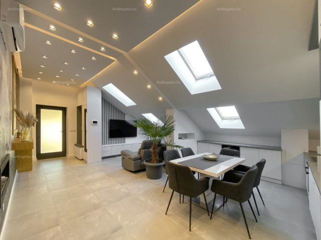 Kiadó téglalakás, albérlet, Kaposváron 350 E Ft / hó, 4 szobás