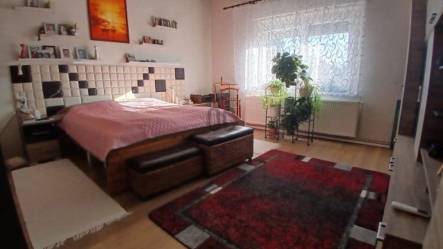 Eladó családi ház, Monoron 105 M Ft, 5 szobás