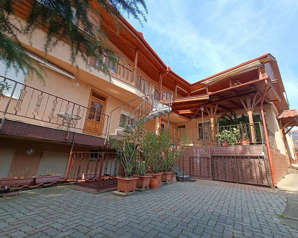 Eladó családi ház, Hajdúszoboszlón, Lovas utcában 210 M Ft