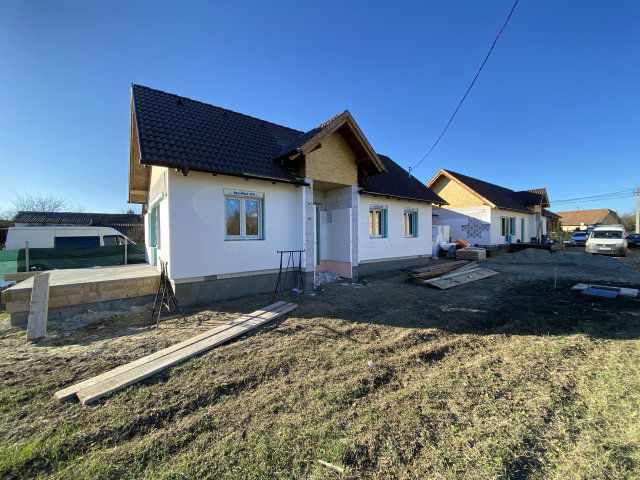 Eladó ikerház, Galgamácsán 51.9 M Ft, 3 szobás