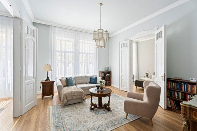 Eladó téglalakás, Budapesten, VI. kerületben 215 M Ft, 4 szobás