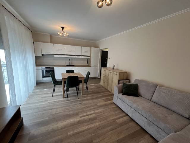 Kiadó téglalakás, albérlet, Pápán 160 E Ft / hó, 2 szobás