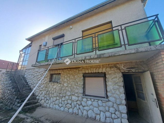 Eladó családi ház, Szajkon 29 M Ft, 4 szobás