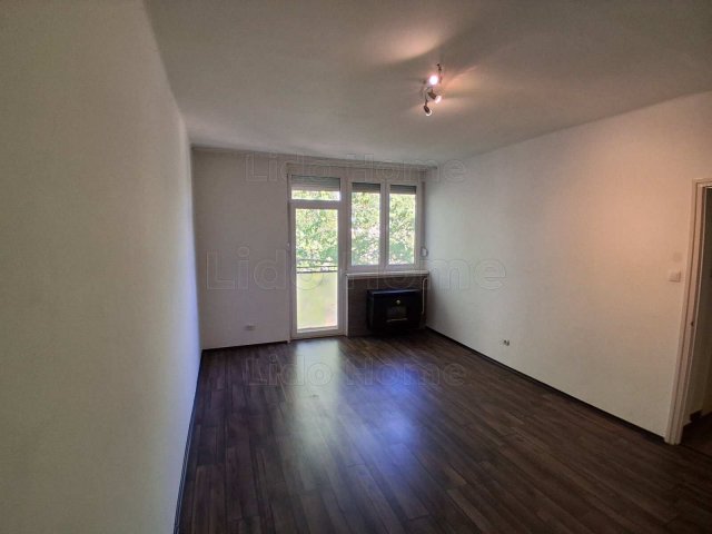 Kiadó téglalakás, albérlet, Kaposváron 140 E Ft / hó