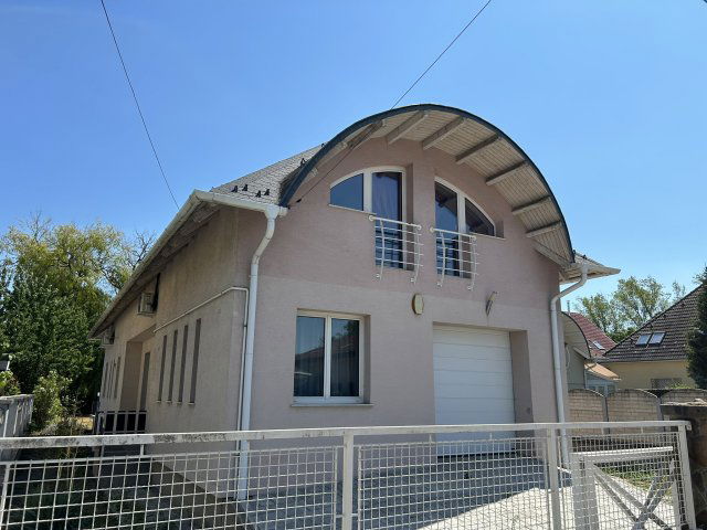 Kiadó családi ház, albérlet, Budaörsön 650 E Ft / hó