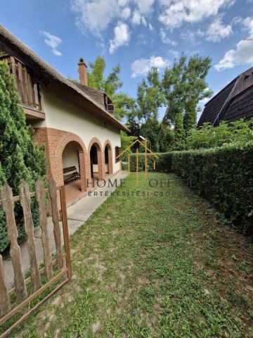 Eladó nyaraló, Balmazújvárosban 29.9 M Ft, 4 szobás
