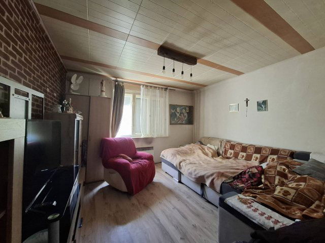Eladó családi ház, Diósjenőn 18.9 M Ft, 3 szobás