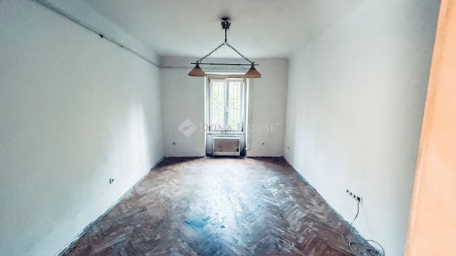 Eladó téglalakás, Budapesten, X. kerületben 28 M Ft, 1 szobás