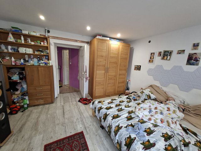 Eladó családi ház, Gyulán 12.5 M Ft, 3 szobás