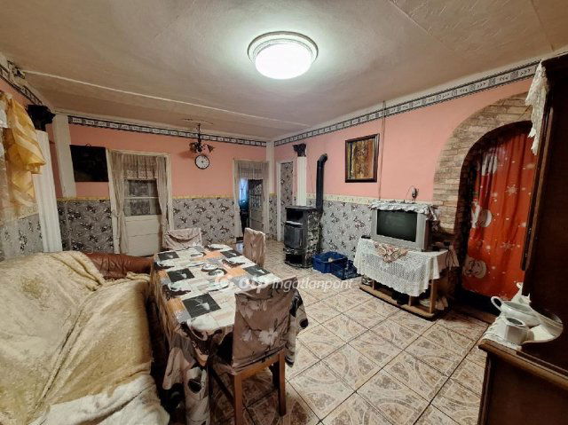 Eladó családi ház, Körösladányban 10.5 M Ft, 3+1 szobás