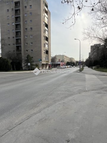 Eladó téglalakás, Budapesten, XVIII. kerületben, Lakatos úton