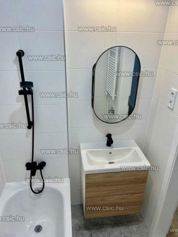 Eladó téglalakás, Budapesten, IX. kerületben 85.9 M Ft