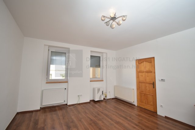 Eladó családi ház, Szombathelyen 105 M Ft, 4 szobás