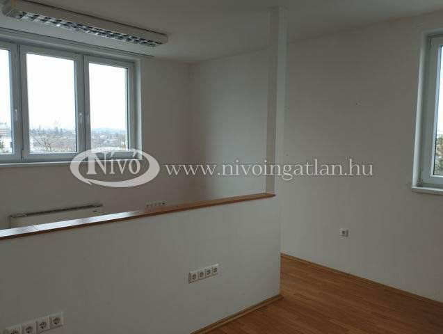 Kiadó iroda, Veszprémben 85 E Ft / hó, 1 szobás