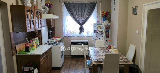 Eladó családi ház, Mikepércsen 44.9 M Ft, 3 szobás