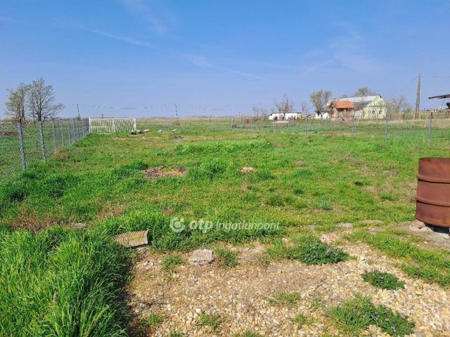 Eladó családi ház, Nagylakon 24.45 M Ft, 5 szobás