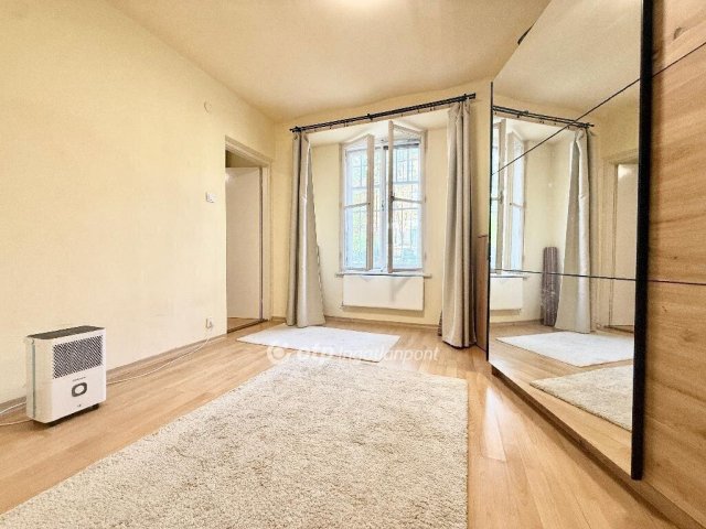 Eladó téglalakás, Budapesten, I. kerületben 72.9 M Ft