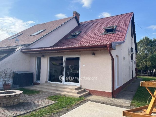 Eladó ikerház, Földesen 58 M Ft, 3 szobás / költözzbe.hu