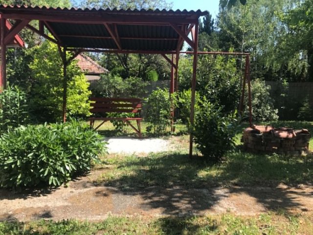 Eladó nyaraló, Velencén 54.9 M Ft, 3 szobás