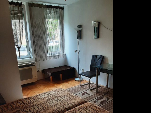 Eladó téglalakás, Egerben 42 M Ft, 2 szobás