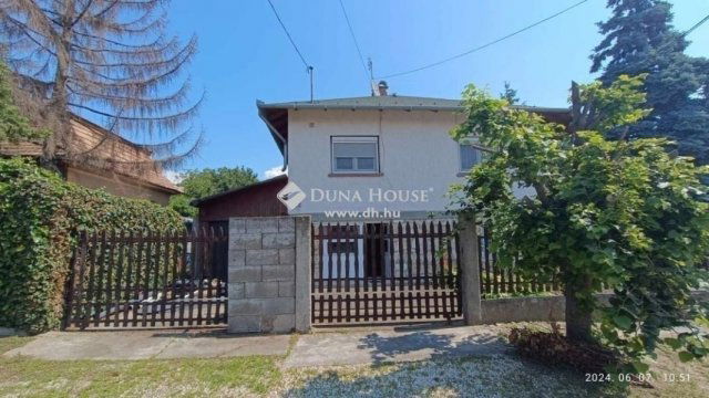 Eladó családi ház, Érden 140 M Ft, 5 szobás