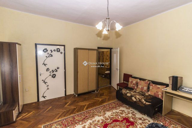 Eladó családi ház, Szombathelyen 59 M Ft, 4 szobás