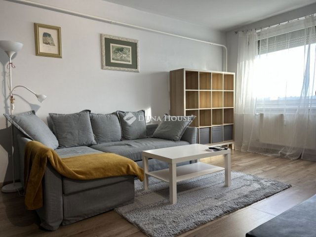 Eladó panellakás, Budapesten, III. kerületben 70 M Ft, 2 szobás