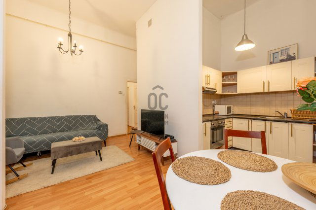 Eladó téglalakás, Budapesten, V. kerületben, Városház utcában