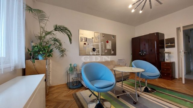 Eladó téglalakás, Balatonfüreden 78.99 M Ft, 2 szobás