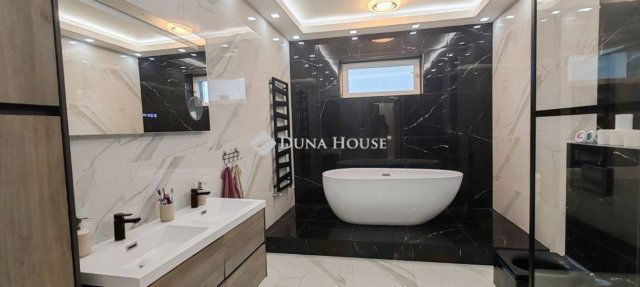 Eladó családi ház, Üllőn 105 M Ft, 4 szobás