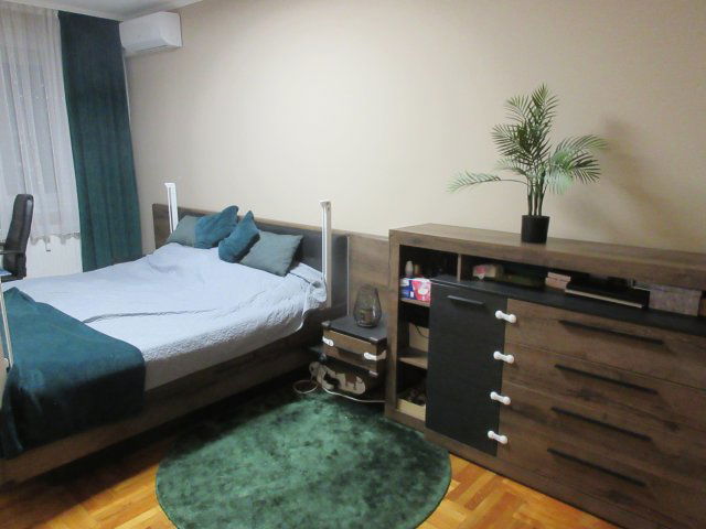 Eladó panellakás, Debrecenben 51.9 M Ft, 2 szobás