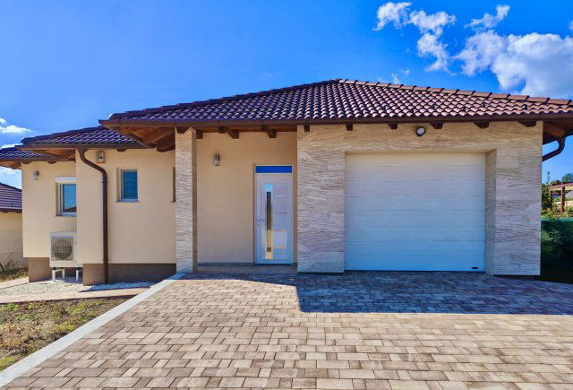 Eladó családi ház, Érden 199.9 M Ft, 4 szobás