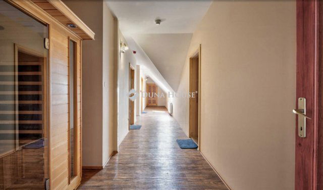 Eladó üzlethelyiség, Pátyon 585 M Ft / költözzbe.hu