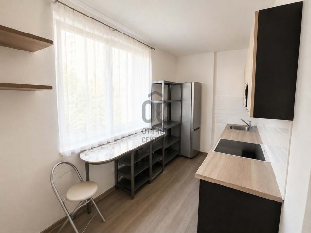 Eladó panellakás, Oroszlányban 29.9 M Ft, 2 szobás