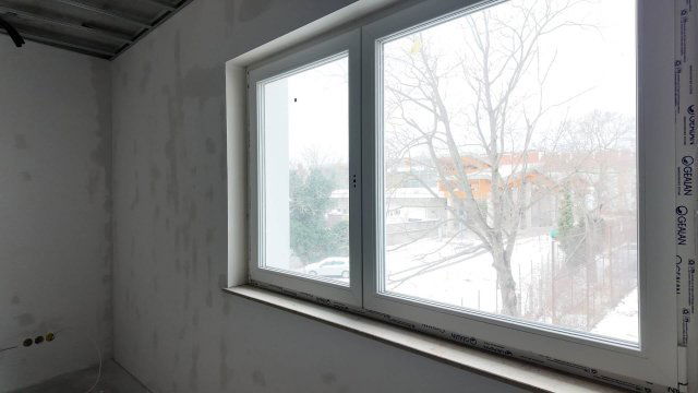 Eladó téglalakás, Sopronban 62 M Ft, 2 szobás