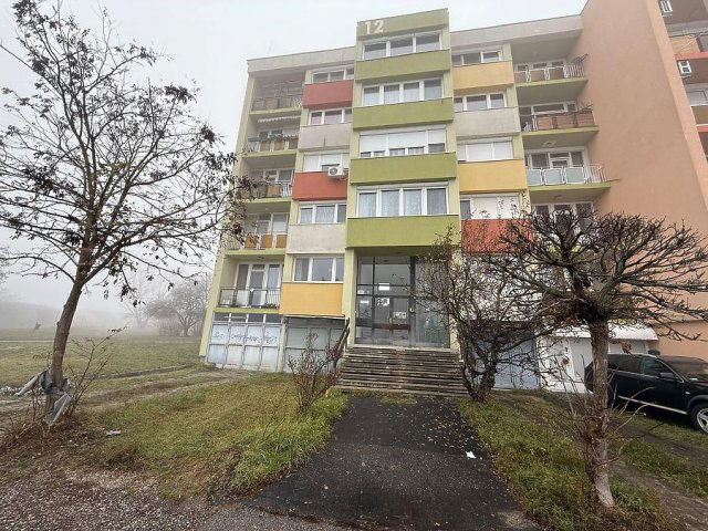 Eladó panellakás, Szentendrén 58.9 M Ft, 2 szobás