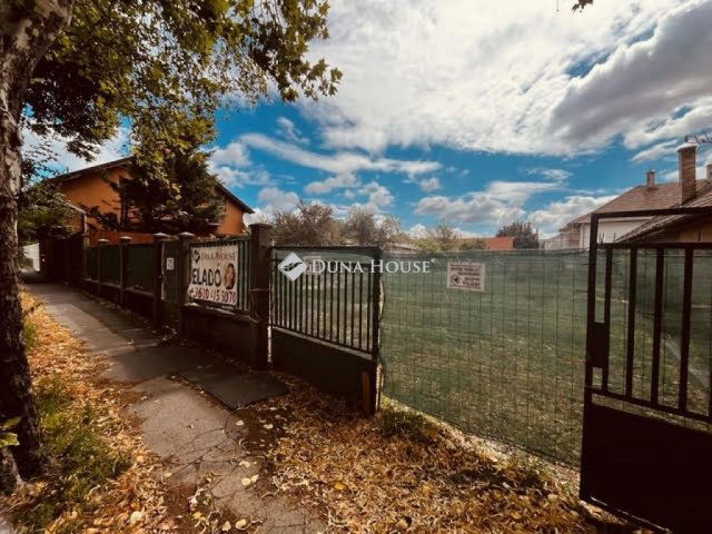 Eladó telek, Budapesten, XXI. kerületben 35.9 M Ft