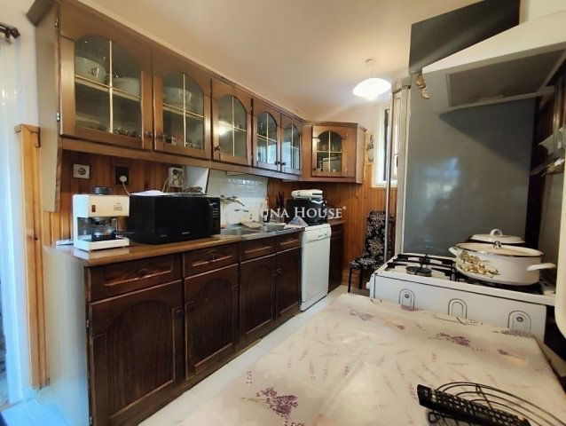 Eladó családi ház, Vecsésen 73 M Ft, 5 szobás