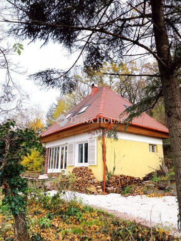 Eladó családi ház, Balatonalmádiban 74.9 M Ft, 4 szobás