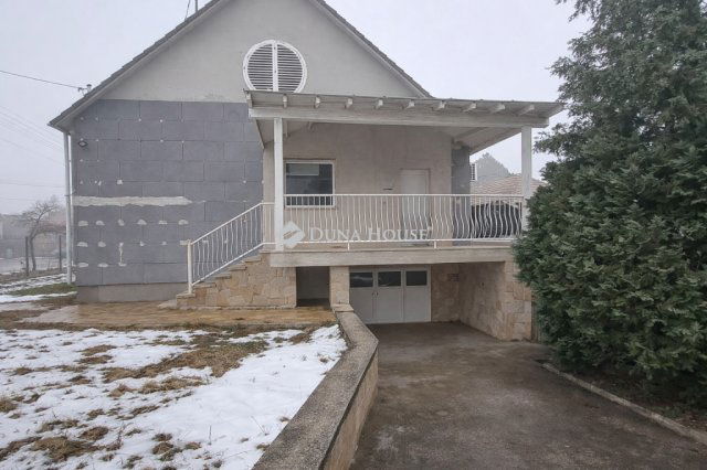 Eladó családi ház, Tápiószecsőn, Kátai úton 75 M Ft