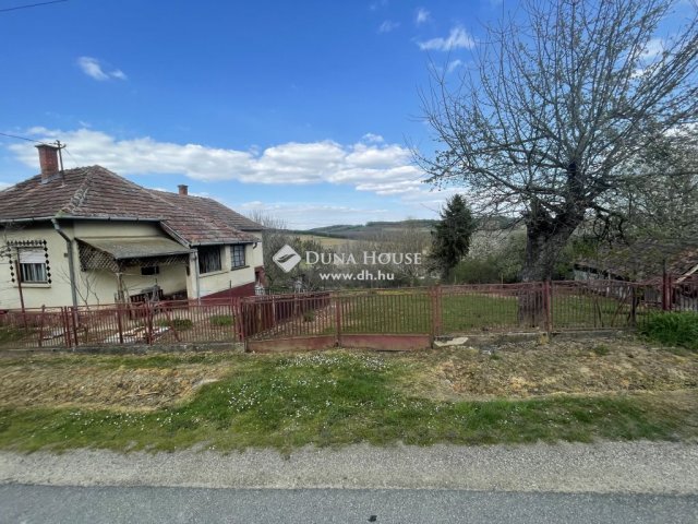 Eladó családi ház, Kustánszegen 13.5 M Ft, 3 szobás